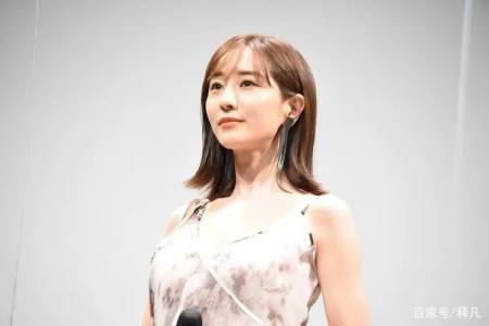 日本女星田中美奈实出席试映会!肤白貌美太靓丽惊艳