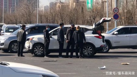 “三者险”有必要买100万吗?定损员说漏嘴!车主坦言:损失太大(图2) “三者险”有必要买100万吗?定损员说漏嘴!车主坦言:损失太大(图2)