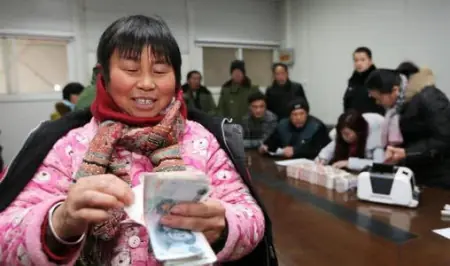 农民|2020年农村又迎新补贴，家家户户都有4000元，为啥遭农民拒绝？