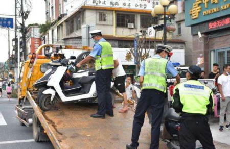 电动车将被“淘汰”?替代产品已出现,8万一辆值得买吗?(图1) 电动车将被“淘汰”?替代产品已出现,8万一辆值得买吗?(图1)