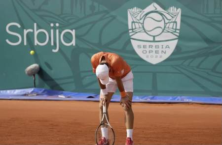 俄罗斯网球运动员被激怒了！拿德约科维奇出气，被蒙上心理阴影！