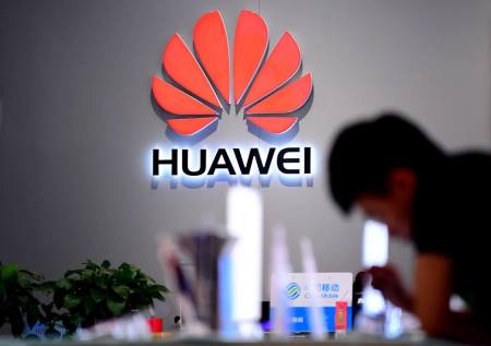 失去华为压制后，iPhone销量大涨155%，国产手机“窝里横”的下场(图1)