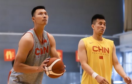 中国男篮20强名单！胡回归，辽篮韩德军落败，杜锋再次带队。