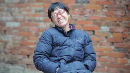 因“穿越大半个中国去睡你”而爆红的女诗人余秀华，被误解太久了