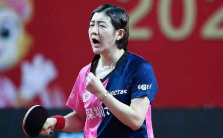 国乒世界第一，黄晓明表妹携手刘国梁再获殊荣，国乒唯他二人上榜