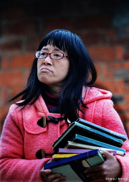 《我爱你》:余秀华,世界给我凛冽寒风,我报以炽热骄阳