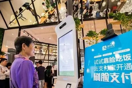 新的“陷阱”出现,不少年轻人已“上瘾”?连中老年人都沉溺其中(图3) 新的“陷阱”出现,不少年轻人已“上瘾”?连中老年人都沉溺其中(图3)