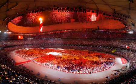 为办奥运会狂砸90亿，却遭67国集体抵制，到场人数仅5千余人