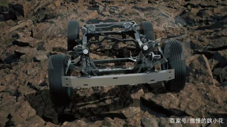 换装2.5L自吸+CVT?全新“普拉多”曝光,或明年8月份上市!(图5) 换装2.5L自吸+CVT?全新“普拉多”曝光,或明年8月份上市!(图5)