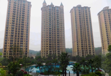 我国|遍地是房，空置房“烂大街”？开发商仍旧狂建，房价为何还不降？