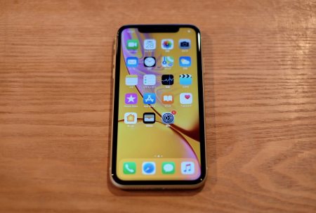 苹果旧产品XR现在市场表现怎么样?还值得入手吗?香不香?(图2) 苹果旧产品XR现在市场表现怎么样?还值得入手吗?香不香?(图2)