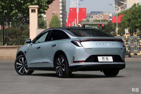 极狐阿尔法S森林版静态评测，森林氧吧丨极狐阿尔法s l2