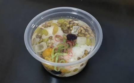 我來到湖州,對湖州美食最大的感受是:湖州人離不開糯米.