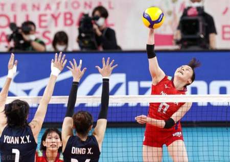 女排世联赛中国不敌日本原因揭晓！球迷揭开内幕：对手居然能看透