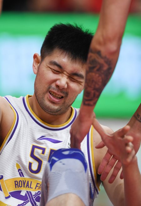 篮球——CBA第二阶段：北京紫禁勇士对阵上海久事