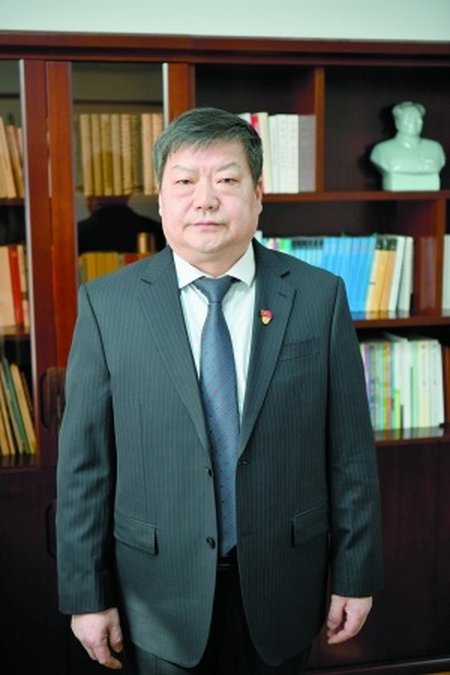 全国人大代表,新乡化纤董事长邵长金:推进废纺资源循环利用 助力落实"