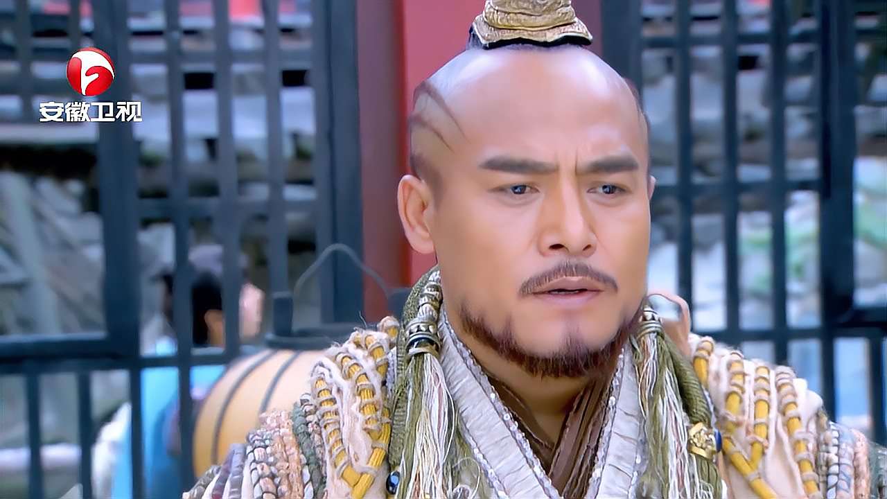 神雕侠侣:金轮法王进入绝情谷,谷主招待请他吃花瓣,下一秒爆笑