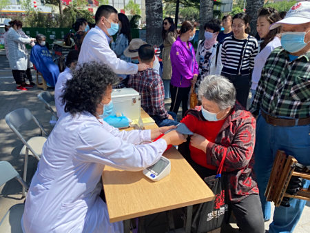 威海曙光中医院：党员先锋引领，医疗更有温度