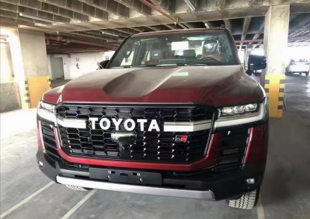 TOYOTA越野的“天花板”,恢复字母车标,首批样车亮相,够霸气!(图2) TOYOTA越野的“天花板”,恢复字母车标,首批样车亮相,够霸气!(图2)