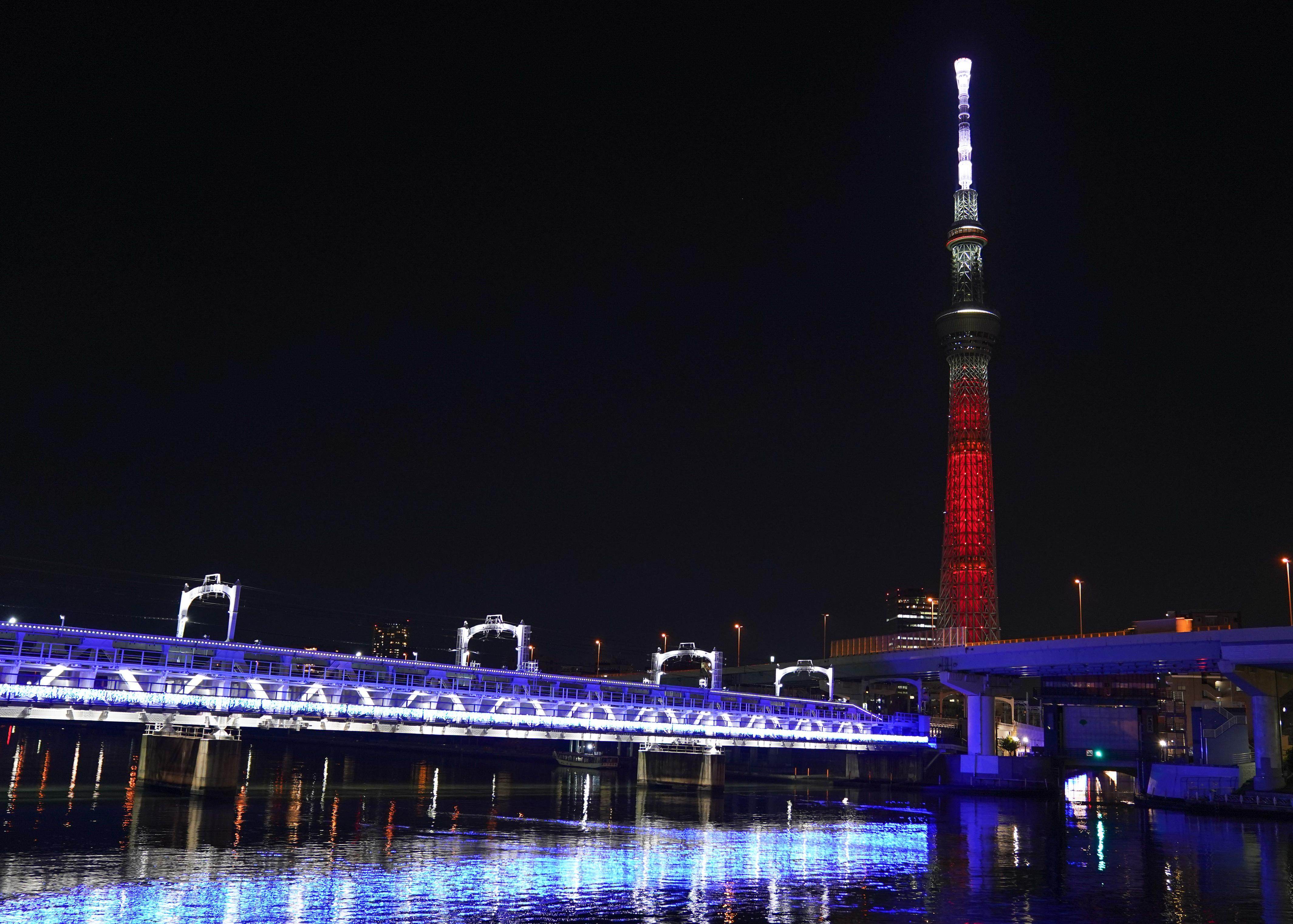 日本：“天空树”为北京冬奥会亮灯