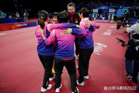 世乒赛中国双杀日本 日媒狂赞张本“创纪录” 国际乒联称“史诗”