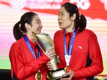 国际排联发声！中国女排第二王牌被官方确认，国家队地位堪比朱婷