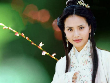 新版《天龙八部》即将上线，女配角全员网红脸，43岁黄奕最亮眼-游戏攻略礼包下载 安卓苹果手游排行榜 好游戏尽在春天手游网