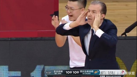 3消息！北京男篮又输球，杜锋再爆金句，刘维伟赛后发言被称赞