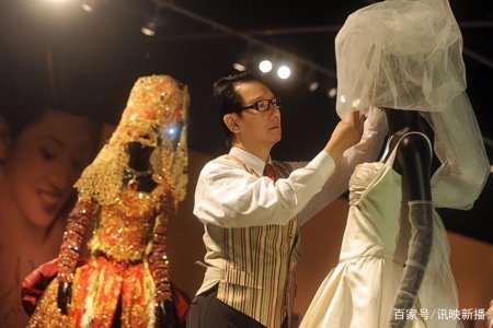 梅艳芳婚纱的秘密:永远无法掀起,为何做这么长,它的意义无人懂(图3) 梅艳芳婚纱的秘密:永远无法掀起,为何做这么长,它的意义无人懂(图3)