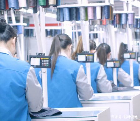 我国三大行业陷入“用工荒”!月薪都过万了,为啥还是没人肯干(图1) 我国三大行业陷入“用工荒”!月薪都过万了,为啥还是没人肯干(图1)