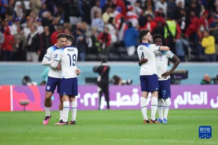 英格兰队对意大利队 法国队vs英格兰 英格兰队赢了 英格兰输球原因 新闻分析：英格兰队为何输给法国队？