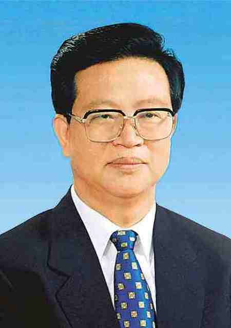 他是原贵州省长，61岁主政黑龙江省，三年后官至副国级，今年77岁(图1)