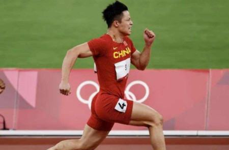 终于圆梦了！奥运奖牌到手，恭喜苏炳添，中国四将创造历史太霸气