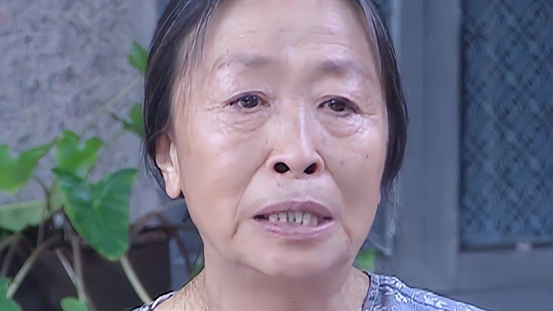 醜娘:兒子不敢認親媽,只能瞞著媳婦,還讓親媽來家裡當免費保姆