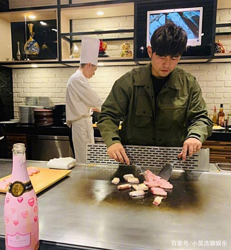 周杰伦晒歌词炫耀,三句歌词引发粉丝不满:一年就写了点这? 实用小技巧 第2张 周杰伦晒歌词炫耀,三句歌词引发粉丝不满:一年就写了点这? 实用小技巧 第2张