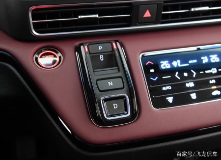 本田的“奶爸车”,车长4米95油耗5.9L,入门就配7个沙发座椅(图5) 本田的“奶爸车”,车长4米95油耗5.9L,入门就配7个沙发座椅(图5)