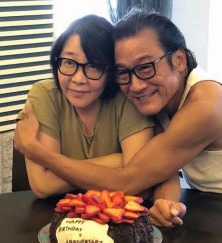 4位男星娶了“丑妻”不离不弃,梁家辉为感恩,“唐僧”为何?(图1) 4位男星娶了“丑妻”不离不弃,梁家辉为感恩,“唐僧”为何?(图1)