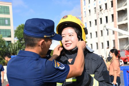 海南消防供圖11月6日,在