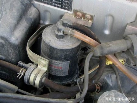 加油的时候“加满”与“加200”到底哪个更好?对比一下就懂了!(图4) 加油的时候“加满”与“加200”到底哪个更好?对比一下就懂了!(图4)
